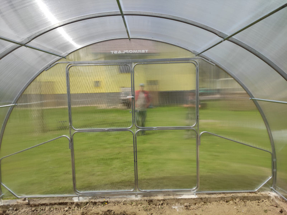 Gewächshaus GAUDI 4.0 m – 4/6 mm Polycarbonat oder Stahlrahmen | 0,67/1 m Bogenabstand