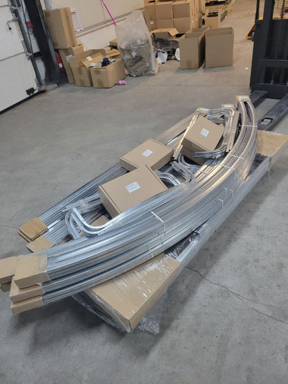 Gewächshaus GAUDI 4.0 m – 4/6 mm Polycarbonat oder Stahlrahmen | 0,67/1 m Bogenabstand