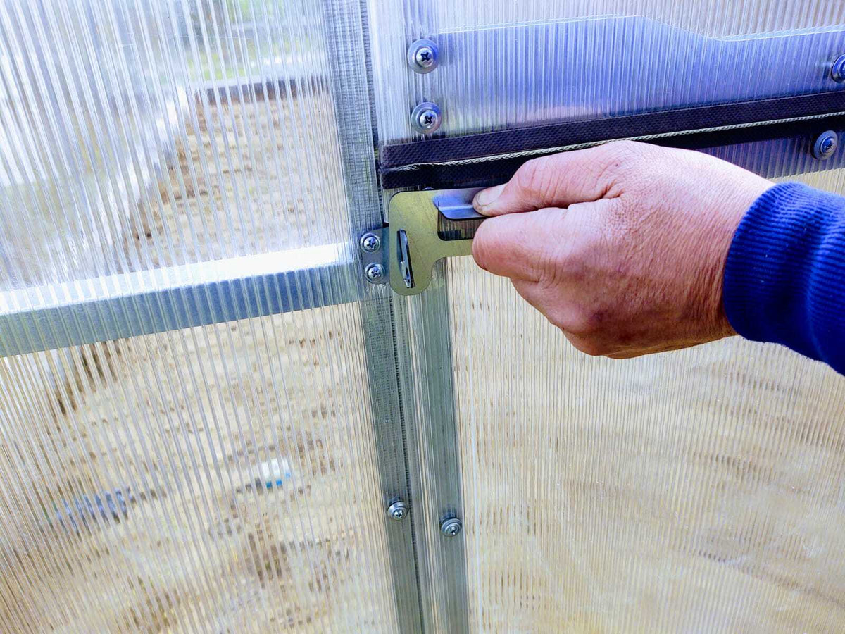 Gewächshaus SOLID 3 m – 4/6 mm Polycarbonat, Bogenabstand 0,66 m