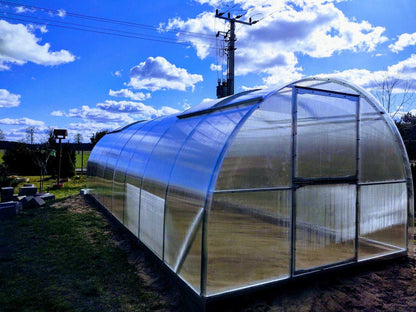 Gewächshaus SOLID 3 m – 4/6 mm Polycarbonat, Bogenabstand 0,66 m