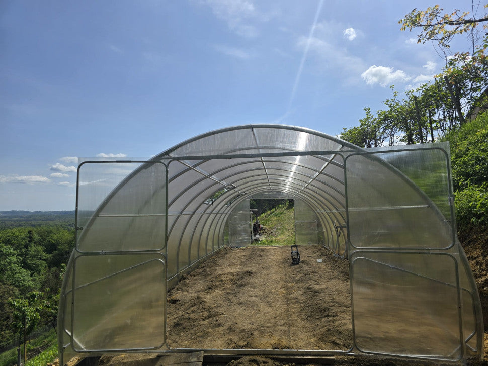 Gewächshaus GAUDI 4.0 m – 4/6 mm Polycarbonat oder Stahlrahmen | 0,67/1 m Bogenabstand