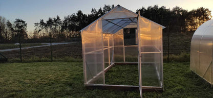 Gewächshaus 2,10 × 4 m mit 6 mm Polycarbonat – 8,4 m², verzinkter Stahlrahmen 25 × 25 × 1 mm