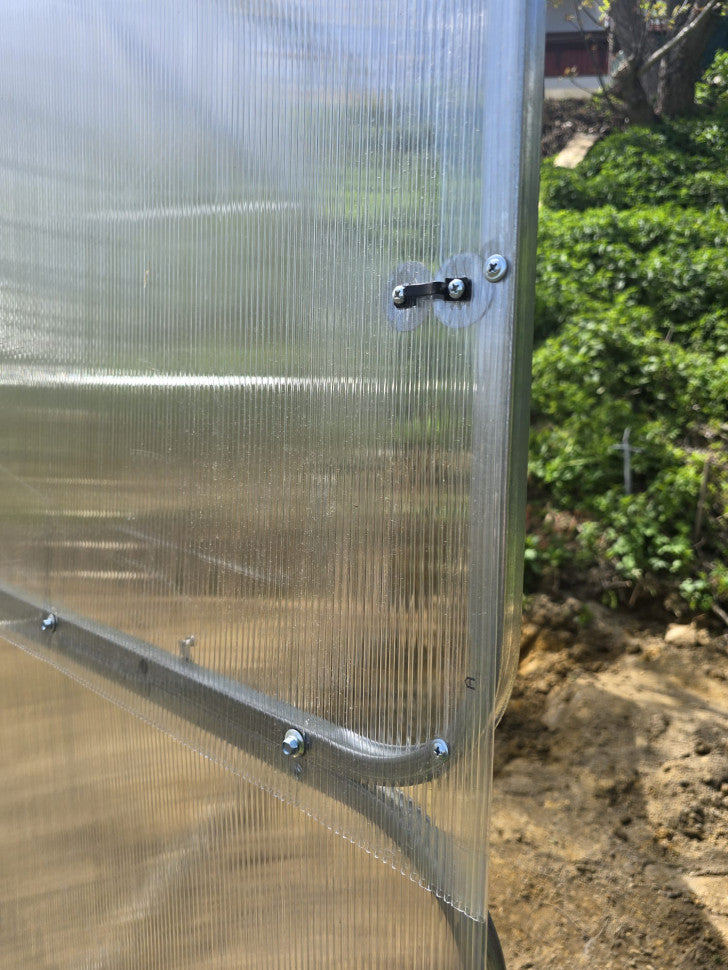 Gewächshaus GAUDI 4.0 m – 4/6 mm Polycarbonat oder Stahlrahmen | 0,67/1 m Bogenabstand