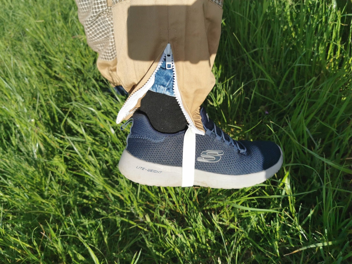 3-lagige Imkerhose Braun mit Atmungsnetz – belüftete Schutzhose