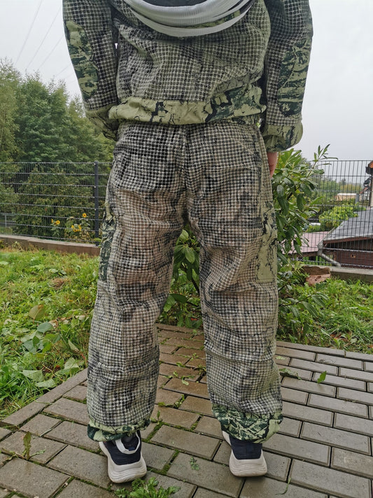 3-lagige Imkerschutzhose Grün – belüftet mit elastischen Abschlüssen