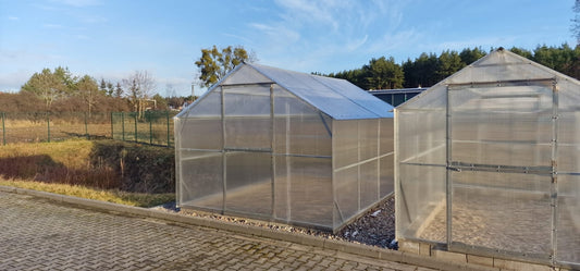 Gewächshaus ZEFIR MAX 3 × 4 m mit 4 mm Polycarbonat – 12 m², verzinkter Stahlrahmen