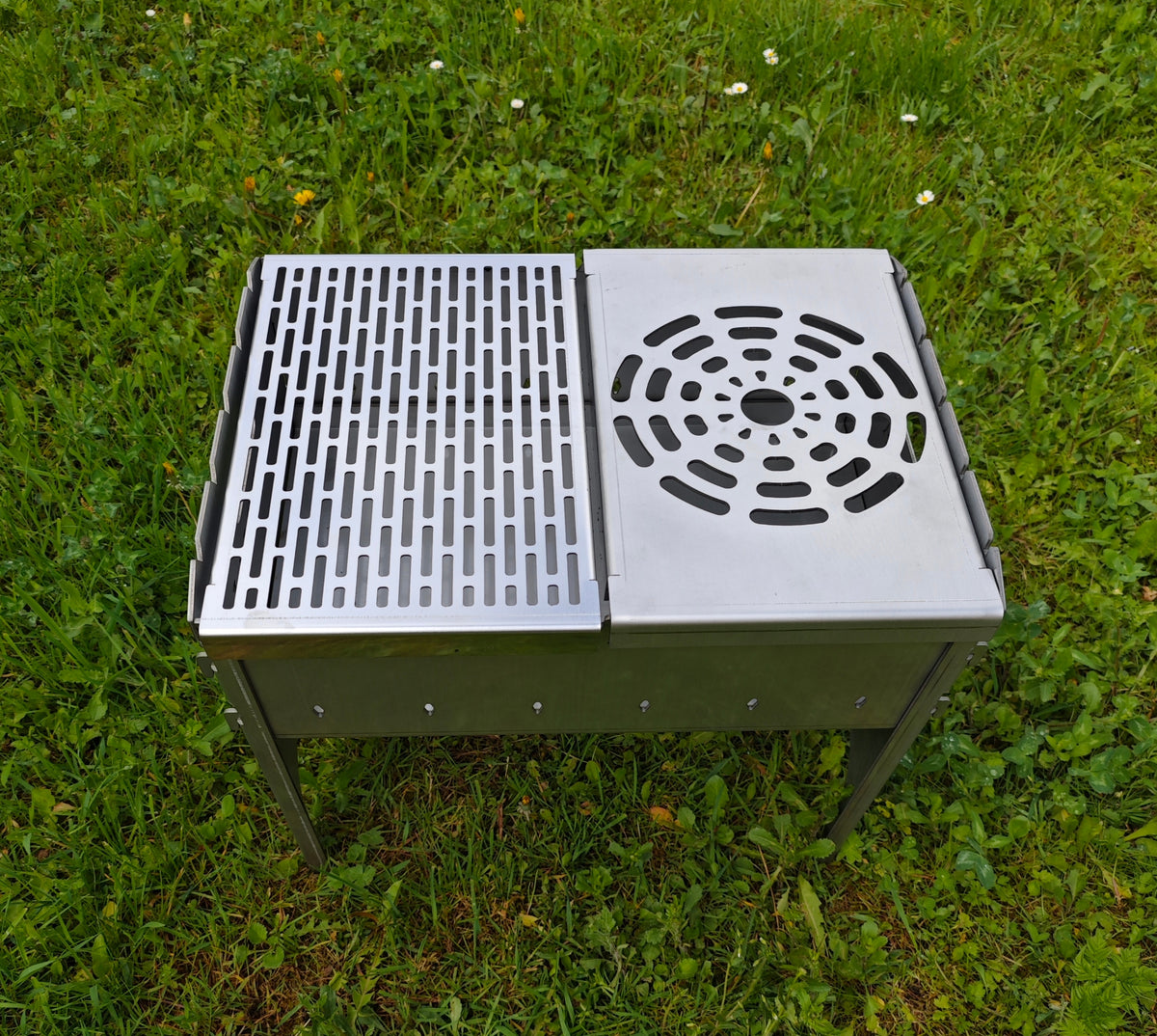 Camping Mangal Grill Imperial aus 3 mm Edelstahl – 45 × 33 cm mit Stecksystem