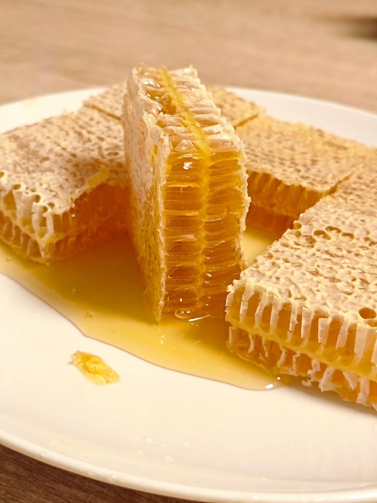 Wabenhonig ca. 1 kg im Rähmchen – naturbelassen aus Thüringen