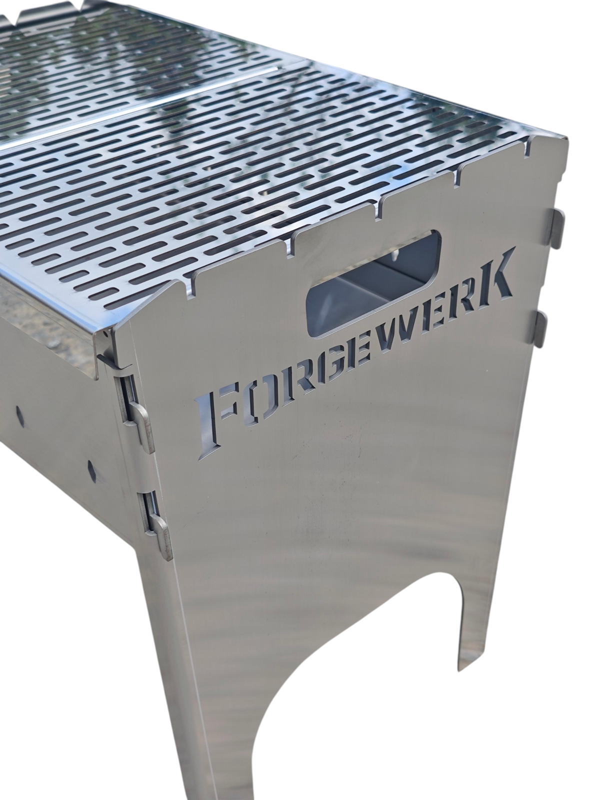 FORGEWERK Mangal Grill aus 3 mm Edelstahl – Schaschlikgrill & Outdoor-Kochstelle