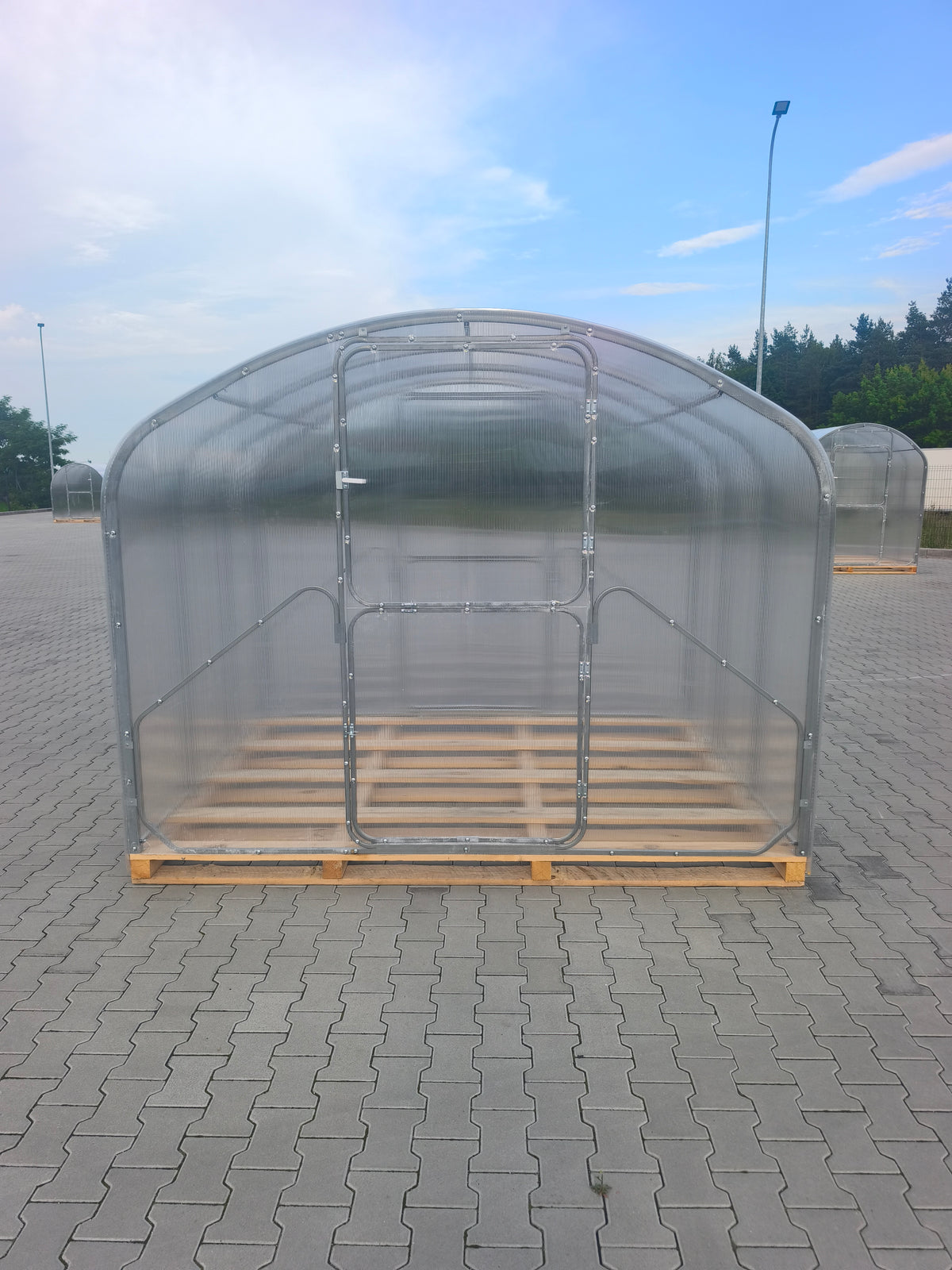 Gewächshaus FLORA 2,64 m – 4/6 mm Polycarbonat oder Stahlrahmen | 0,67/1 m