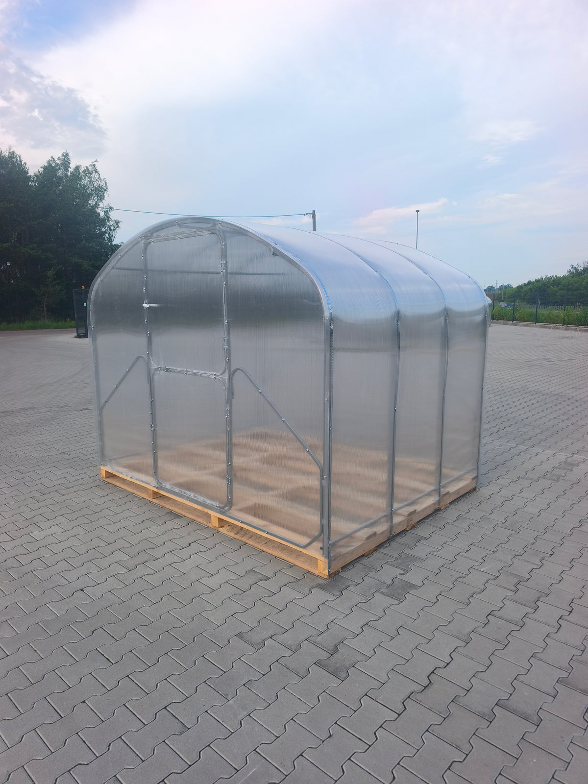 Gewächshaus FLORA 2,64 m – 4/6 mm Polycarbonat oder Stahlrahmen | 0,67/1 m