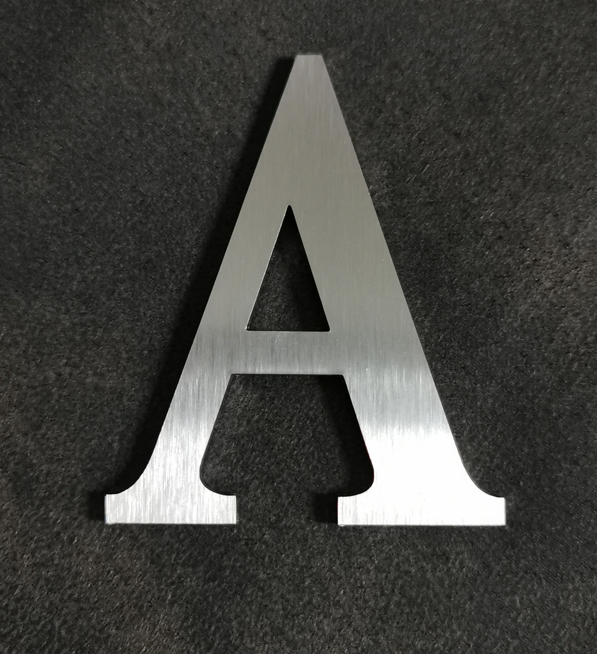 Edelstahl Buchstaben & Zahlen 6 cm – geschliffen, wetterfest