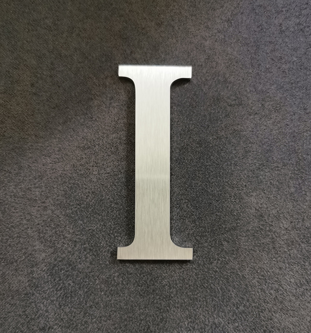 Edelstahl Buchstaben & Zahlen 6 cm – geschliffen, wetterfest