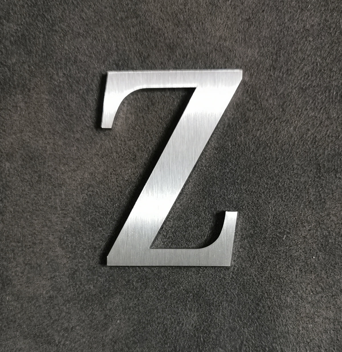 Edelstahl Buchstaben & Zahlen 6 cm – geschliffen, wetterfest